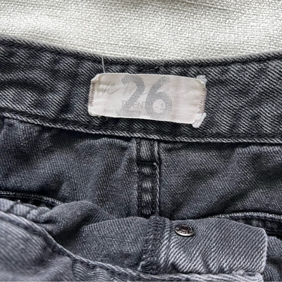 Free People Denim Shorts Size 26 - Picture 6 of 7